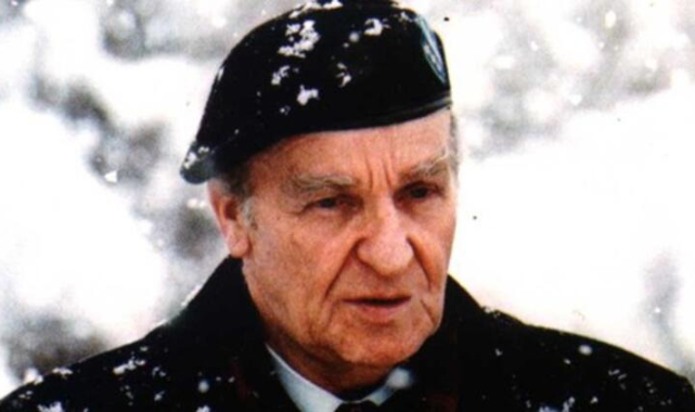 Aliya İzetbegoviç vefatının 18. yılında özlemle anılıyor