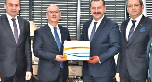 Balıkesir Valisi Ve Büyükşehir Başkanı Festivale Davet Edildi