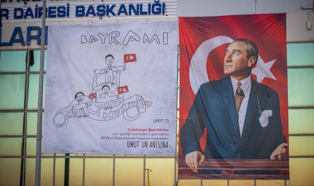 Başkan Soyer 30 Ekim depreminin yıl dönümünde Umut’u unutmadı