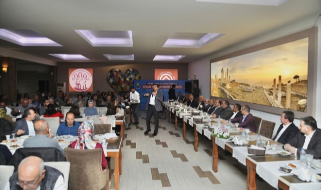 Bergama'da "istişare ve vefa" toplantısı yapıldı