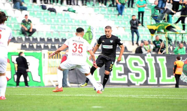 Denizlispor son dakika da güldü