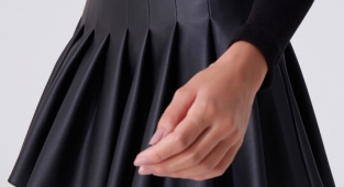 DERİ MİNİ ETEK KOMBİNLERİ VE ÖNERİLERİ