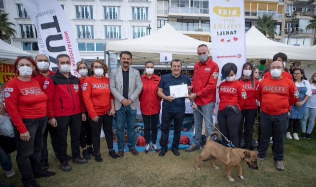 Doğa, çocuklar ve hayvan hakları için kalpler Konak’ta attı
