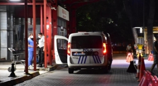 İzmir'de çıkan silahlı kavgada 5 kişi yaralandı