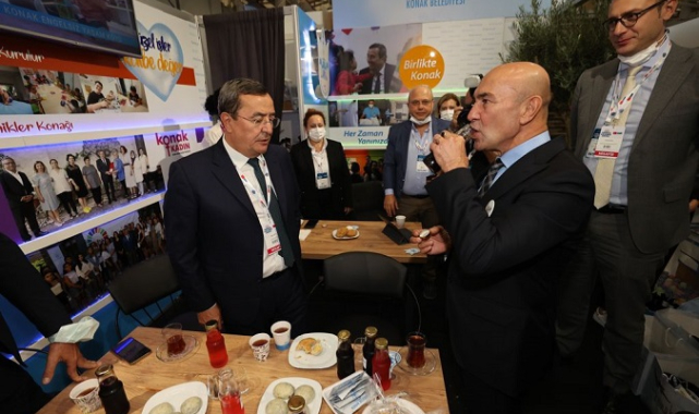 Konak standına tarım zirvesinde yoğun ilgi