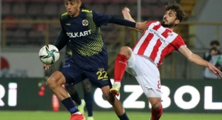 Menemenspor,Bolu Deplasmanından Puansız Dönüyor