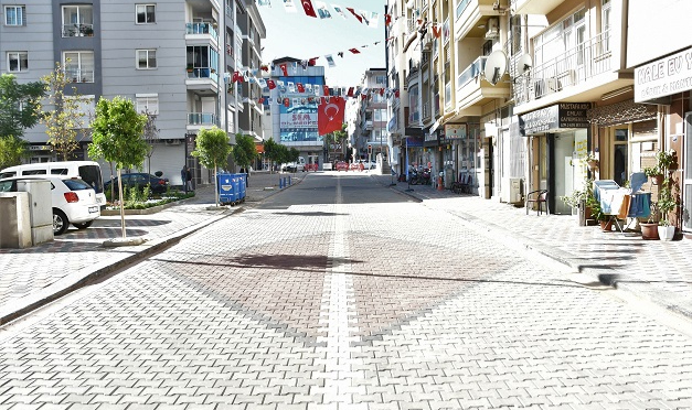 Narlıdere'de, cadde ve sokaklar yenileniyor!
