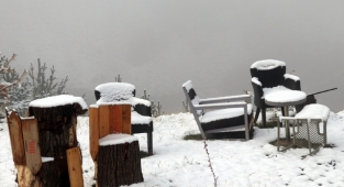 Palandöken'in zirvesi sonbaharda beyaza büründü