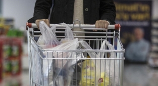 Rekabet Kurulu 6 zincir markete yaklaşık 2,7 milyar lira para cezası verdi