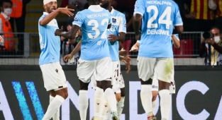 Trabzonspor İzmir'den Lider Dönüyor