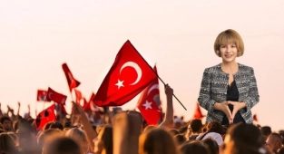 "Türk milletinin bayramını kutluyorum"