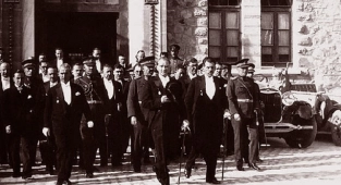 Türkiye Cumhuriyeti 98 yaşında