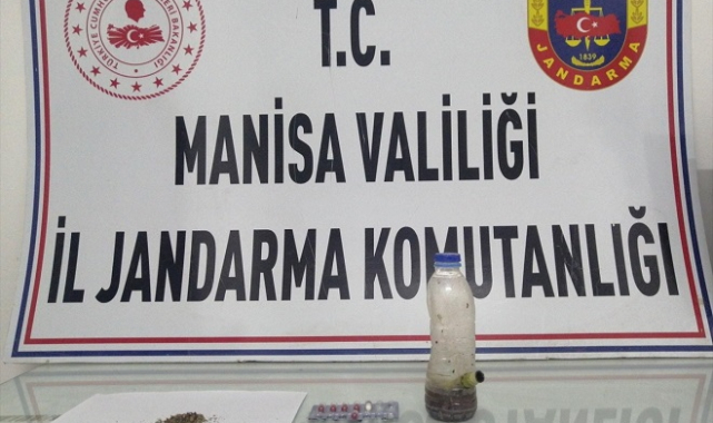 Üzerlerinde uyuşturucu bulunan 3 kişi, gözaltına alındı