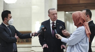 "19 yıl içinde milletimizin teveccühüyle bugünlere geldik"