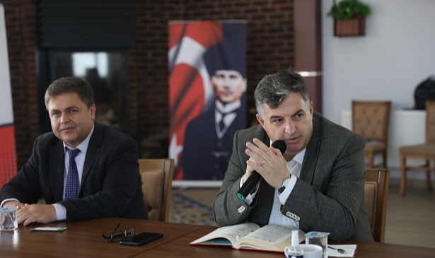 Başkan Doğruer Gençlerle Bir Araya Geldi