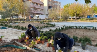 Bergama’da parklar baştan aşağı yenileniyor
