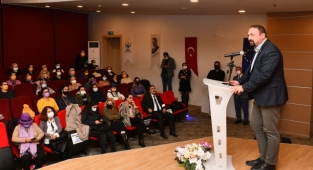 Çiğli’de Kadınlara Yönelik Şiddetle Mücadele Yolları Anlatıldı