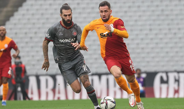 Galatasaray deplasmanda puan kaybetmeye devam ediyor