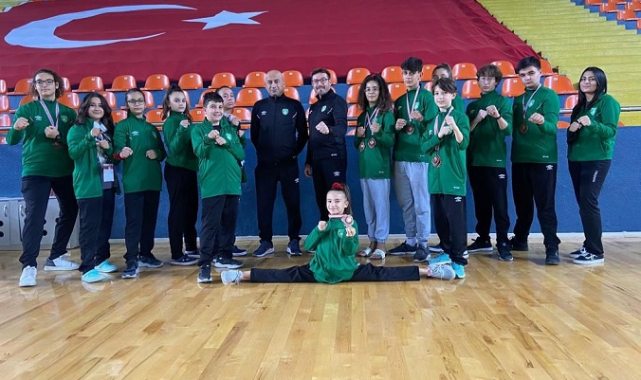 Gaziemir’in şampiyon Taekwondocuları