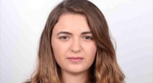 Genç öğretmen okul yolunda öldü