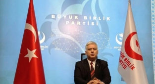 ‘Gösterdiği yolda emin adımlarla ilerlemeye devam edeceğiz’