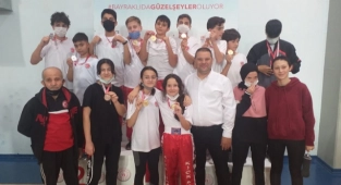 Kıck Boks'da Çağrı Spor Rüzgarı Esmeye Devam Ediyor