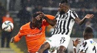 Medipol Başakşehir'in 5 maçlık galibiyet serisi son buldu