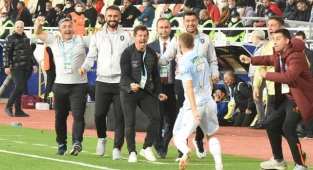 Medipol Başakşehir'in galibiyet serisi sürüyor