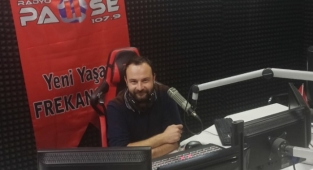 'Mert'le Baba Saatler' Radyo Pause'ta