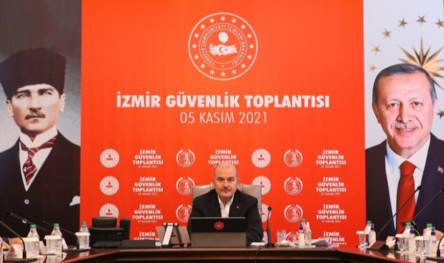 Soylu, İzmir'de güvenlik toplantısına katıldı