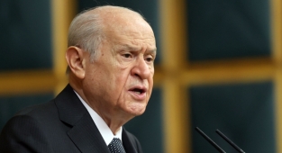 Türk milleti, şer odaklarının heveslerini kursaklarında bırakacaktır