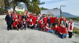 Urla Kızılay'dan 'Engelsiz Kahvaltı'