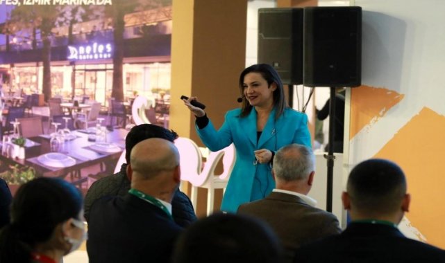 Başkan Sengel, Selçuk'u İzmir Travel Turkey'de anlattı