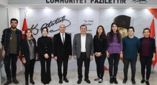 Batur’dan gençlere tam destek