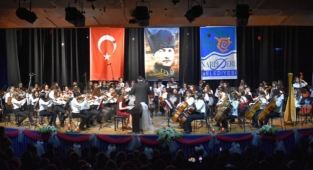 Belediye Çalışıyor Narlıdere Gelişiyor