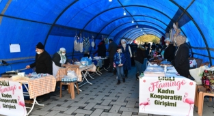Çiğli’de Kadın Üretici Pazarı Açıldı