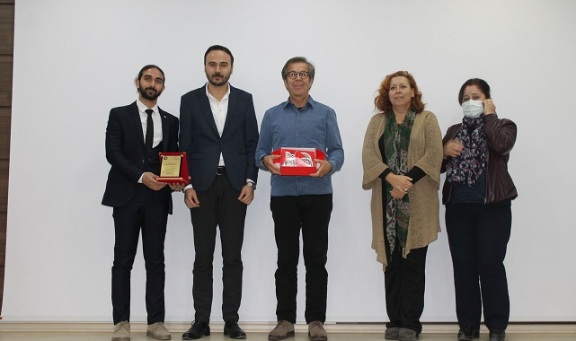 EÜ’de “Türkçenin Gücü” Konferansı