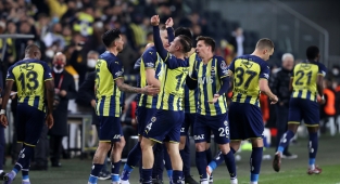 Fenerbahçe galibiyet hasretine son verdi