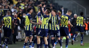 Fenerbahçe galibiyet hasretine son verdi