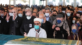 Kılıçdaroğlu, gazeteci Emel Yıldırım'ın cenazesine katıldı