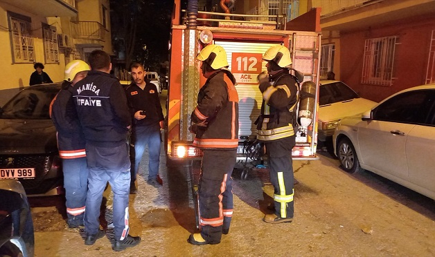 Manisa'da evde çıkan yangın söndürüldü