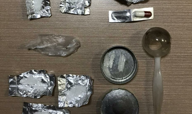 Manisa’da uyuşturucu operasyonunda 2 kişi tutuklandı