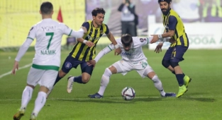 Menemenspor,Bursaspor berabere kaldı