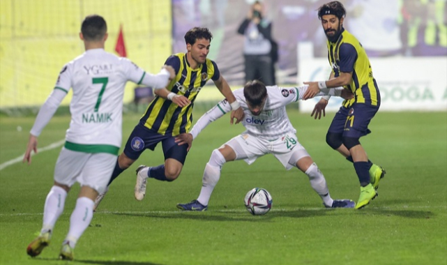 Menemenspor,Bursaspor berabere kaldı