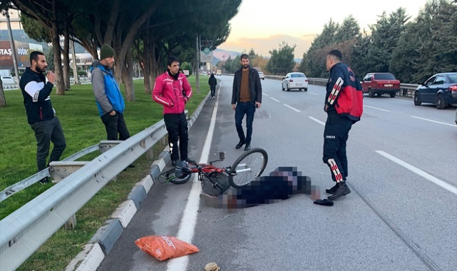 Otomobilin çarptığı bisikletli yaşam mücadelesini kaybetti