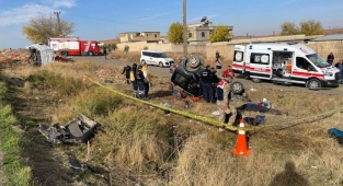 Şanlıurfa'da feci kaza: 4 ölü, 3 yaralı