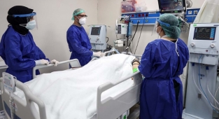 Türkiye'de 16 bin 910 kişinin Kovid-19 testi pozitif çıktı