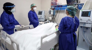 Türkiye'de 16 bin 910 kişinin Kovid-19 testi pozitif çıktı