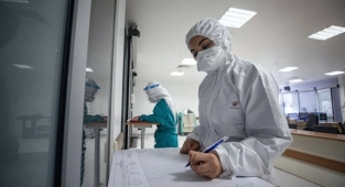 Türkiye'de 20 bin 374 kişinin Kovid-19 testi pozitif çıktı