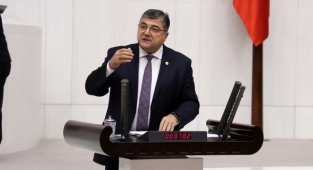 CHP'li Sındır, "İktidar Partisi İzmir'i sevmiyor!"